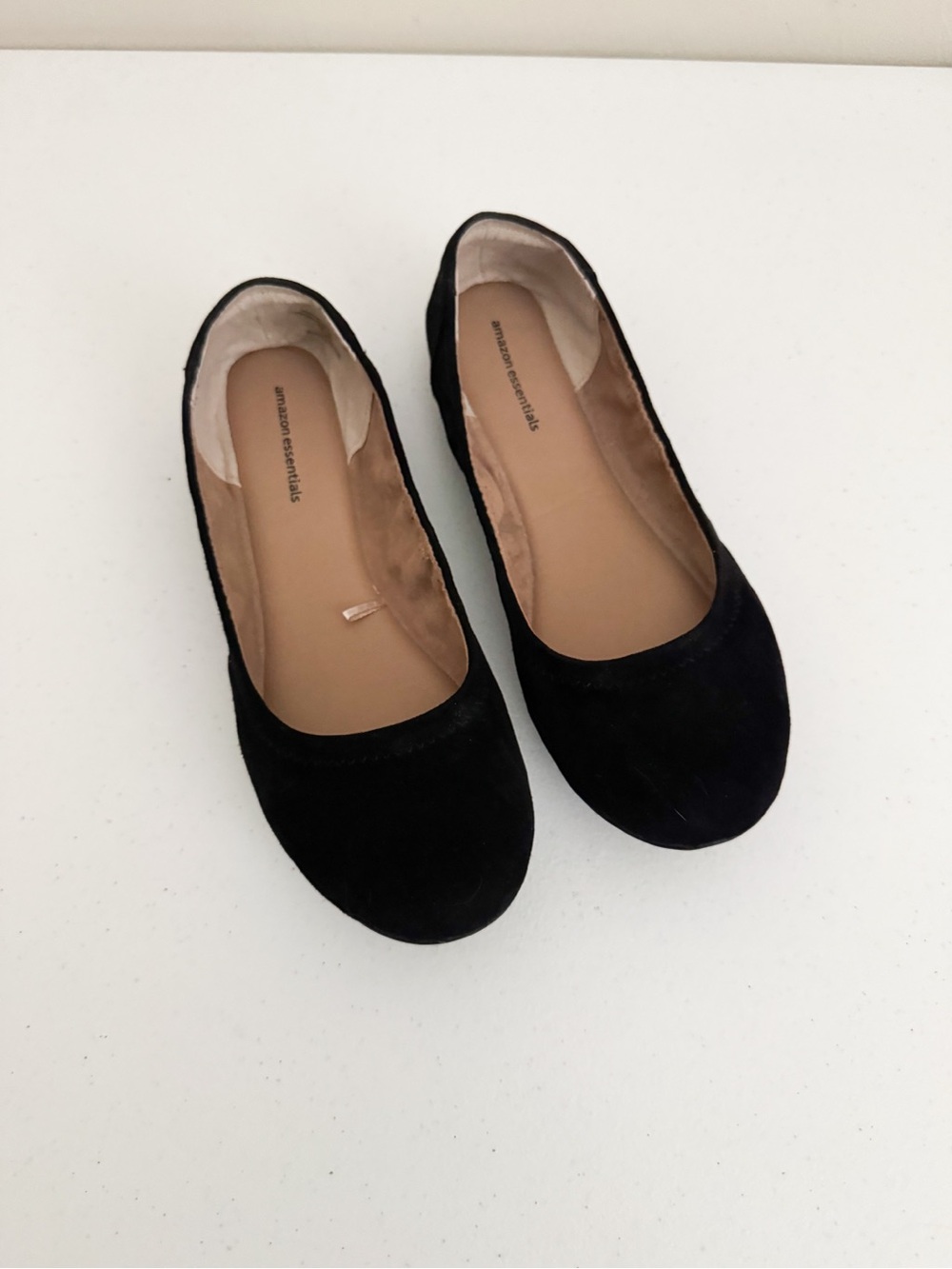 Amazon Essentials Black Ballet Flats - Classic Women's Slip-Ons
